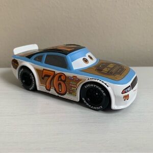 Disney Store Pixar Cars 3 Rev Roadages #76 Diecast 1:43 Scale Pullback